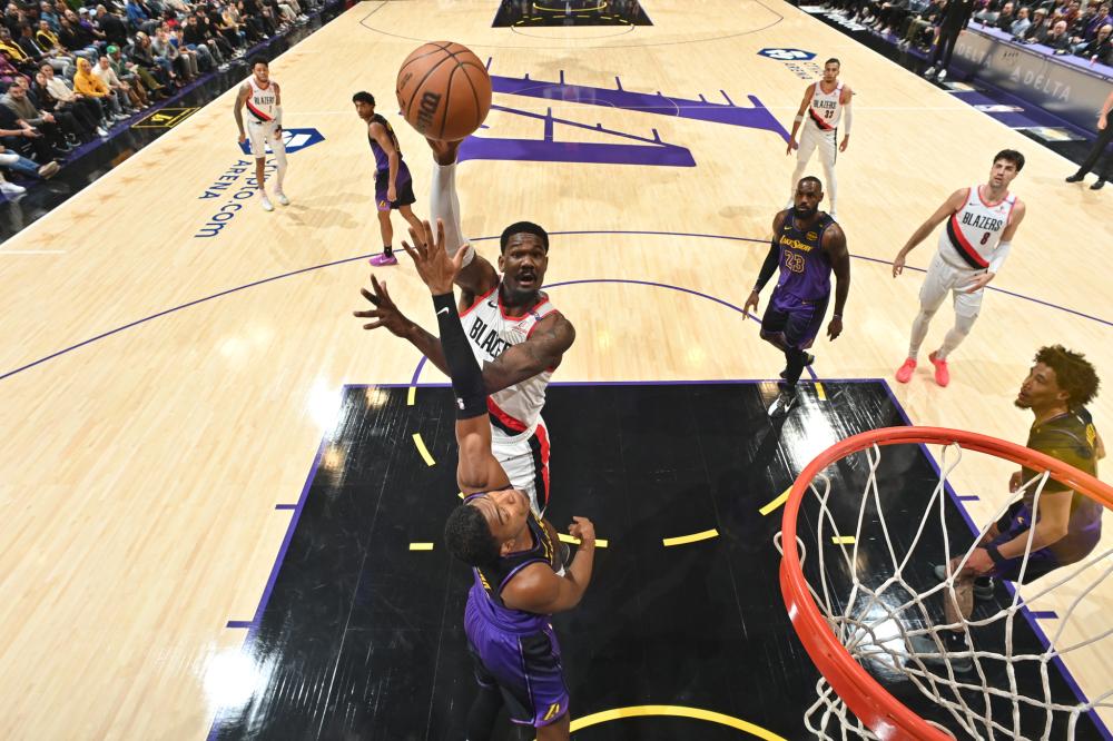 在质疑声中 在质疑声中