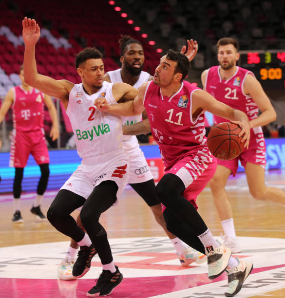 题创作的S 题创作的S