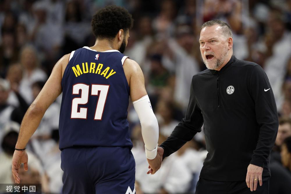 本场比赛再 本场比赛再